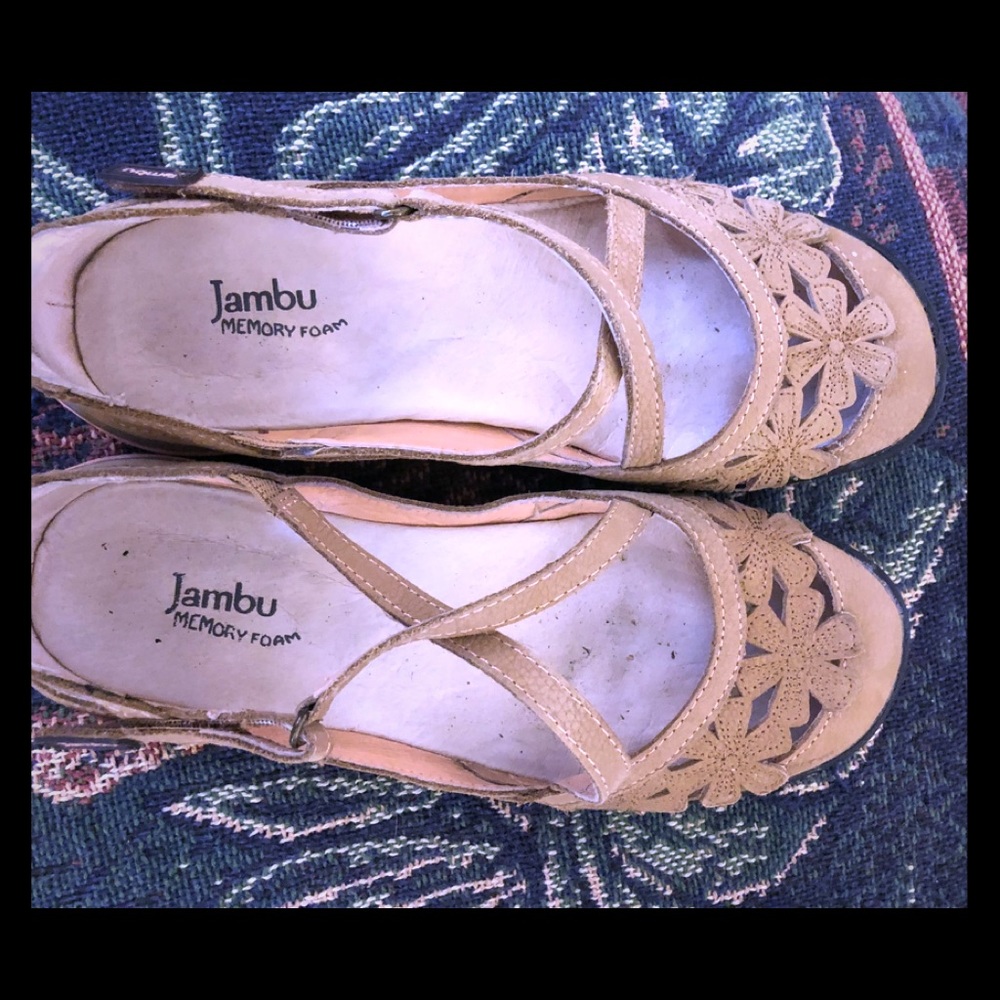 Jambu Sandals